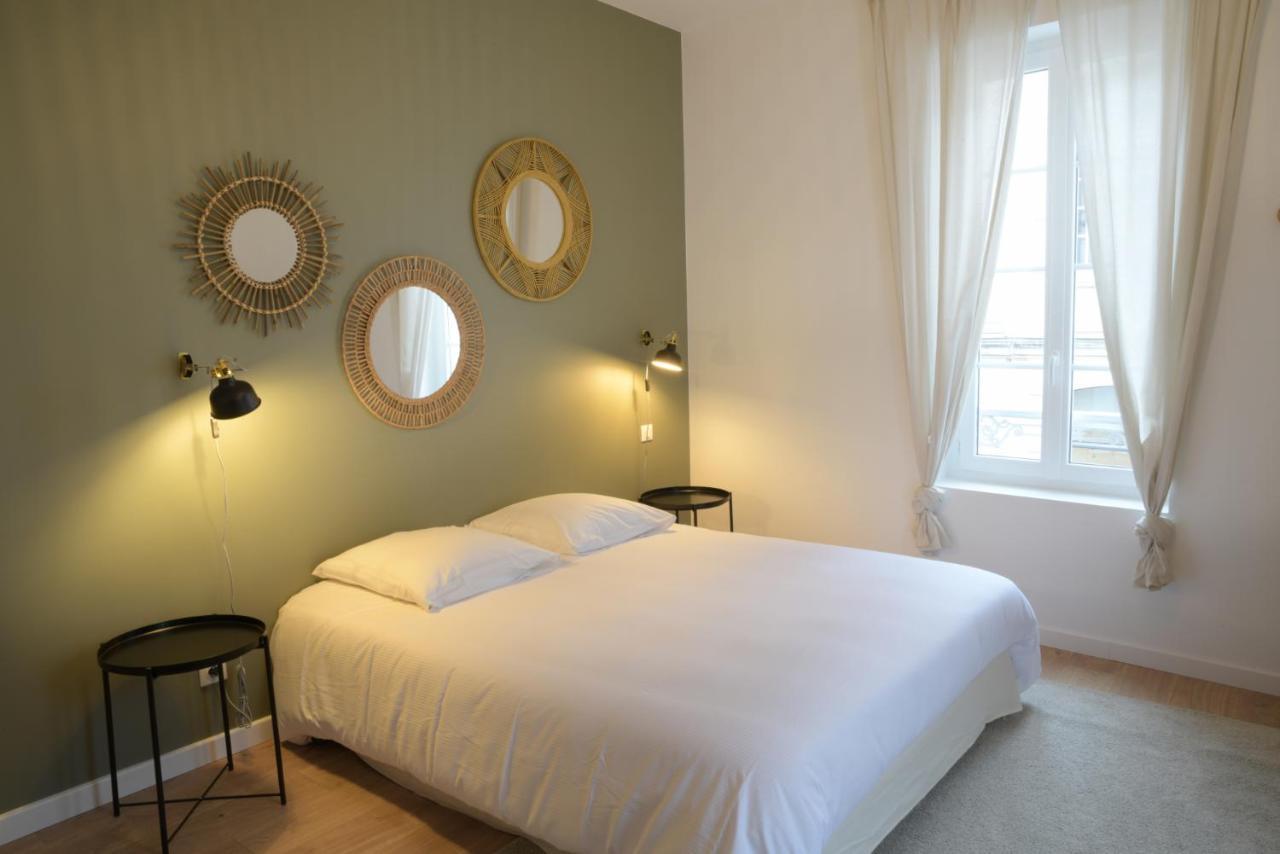 T3 De Charme Situe En Hyper Centre Avec Wifi, Linge, Draps, Savons Et Serviettes Fournis 코냐크 외부 사진
